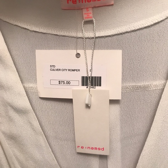 [NEW] Never worn- White Romper - Picture 2 of 2